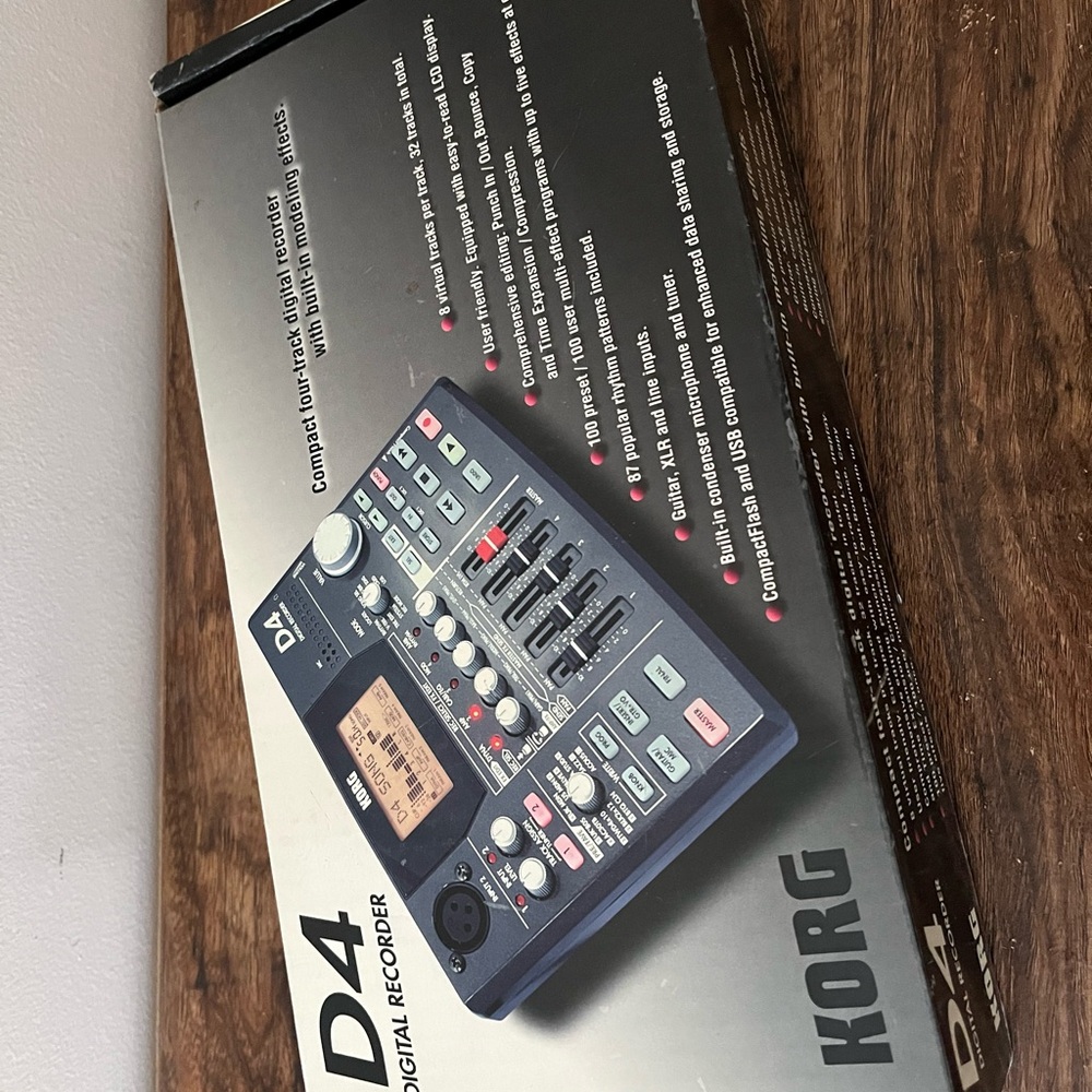 Korg D4 Digital Recorder